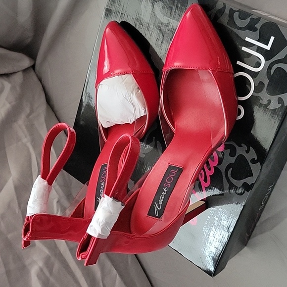 NEW Woman's Soho Red strapy high heels with ankle straps - Picture 2 of 7